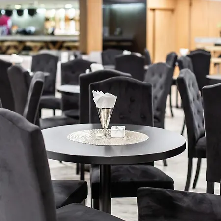 מלון Solny קולובז'ג